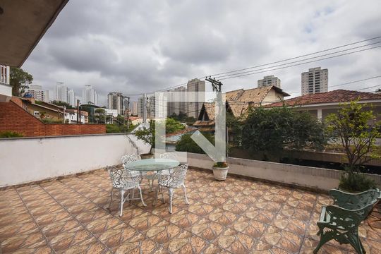 Varanda de casa para alugar com 3 quartos, 356m² em Vila Andrade, São Paulo