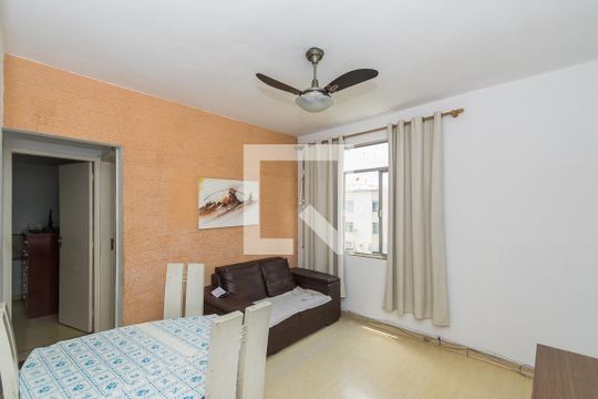 Apartamento à venda com 2 quartos, 57m² em Irajá, Rio de Janeiro