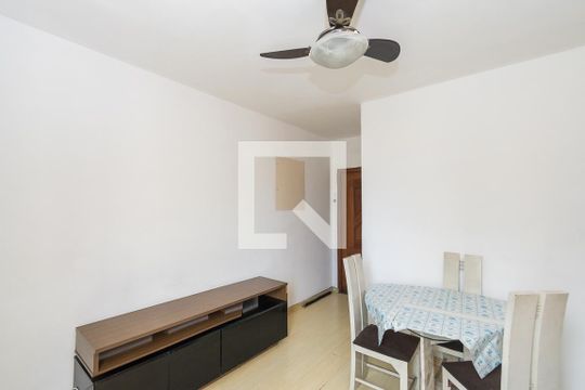 Sala de apartamento à venda com 2 quartos, 57m² em Irajá, Rio de Janeiro