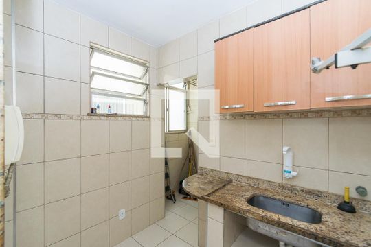 Cozinha de apartamento à venda com 2 quartos, 57m² em Irajá, Rio de Janeiro