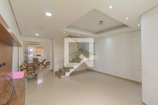 Sala de casa para alugar com 3 quartos, 113m² em Igara, Canoas