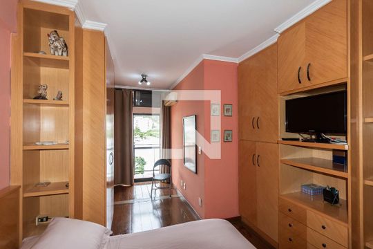 Suíte de apartamento à venda com 3 quartos, 240m² em Grajaú, Rio de Janeiro