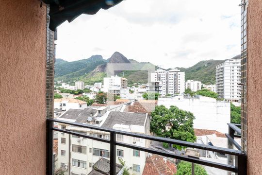 Varanda Suíte de apartamento à venda com 3 quartos, 240m² em Grajaú, Rio de Janeiro
