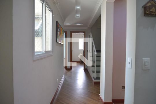 Corredor de apartamento à venda com 4 quartos, 73m² em Parque das Nações, Santo André