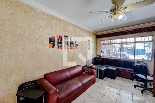 Casa para alugar com 5 quartos, 200m² em Ipiranga, São Paulo