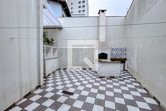 Área externa de casa à venda com 3 quartos, 240m² em Vila Regente Feijó, São Paulo