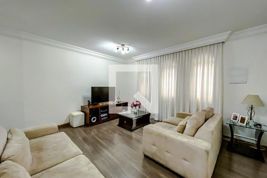 Casa à venda com 3 quartos, 240m² em Vila Regente Feijó, São Paulo