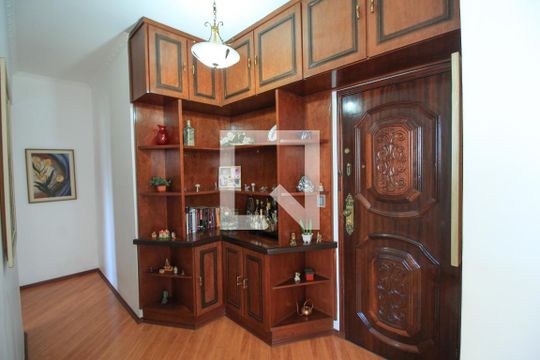 Corredor de apartamento à venda com 3 quartos, 125m² em Mooca, São Paulo