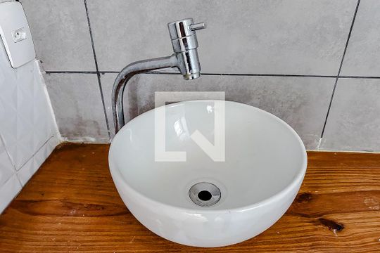 Banheiro de apartamento à venda com 2 quartos, 64m² em Vila Mariana, São Paulo