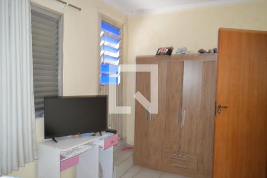 Quarto 1 de casa à venda com 4 quartos, 210m² em Cambuci, São Paulo