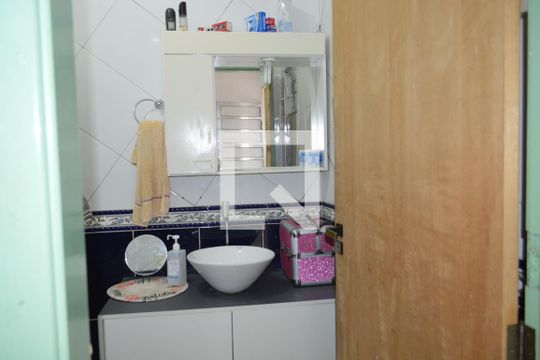 Banheiro de casa à venda com 4 quartos, 210m² em Cambuci, São Paulo