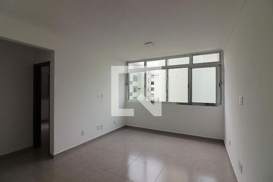 Sala de apartamento para alugar com 3 quartos, 64m² em Rudge Ramos, São Bernardo do Campo