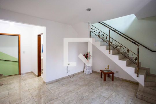 Casa para alugar com 2 quartos, 130m² em Centro, Diadema