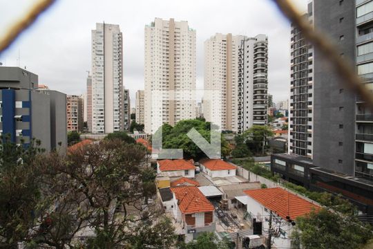 Vista de apartamento à venda com 2 quartos, 104m² em Vila Olímpia, São Paulo