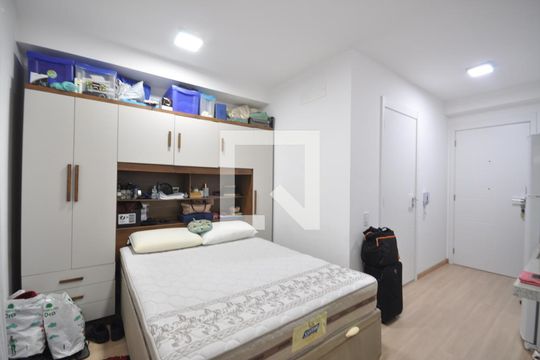Sala/Quarto de apartamento para alugar com 1 quarto, 27m² em Vila Gustavo, São Paulo