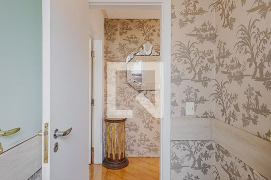 Lavabo de casa à venda com 7 quartos, 900m² em Boaçava, São Paulo