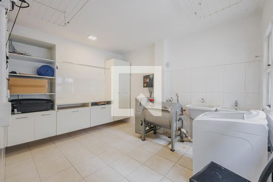 Área de Serviço de casa à venda com 7 quartos, 900m² em Boaçava, São Paulo