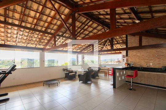 Terraço de casa à venda com 3 quartos, 232m² em Frei Leopoldo, Belo Horizonte