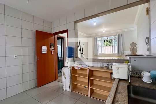 cozinha de apartamento à venda com 3 quartos, 110m² em Colégio Batista, Belo Horizonte