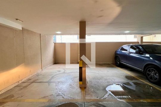 Garagem de apartamento à venda com 3 quartos, 110m² em Colégio Batista, Belo Horizonte