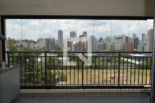 Varanda de apartamento à venda com 3 quartos, 70m² em Vila Firmiano Pinto, São Paulo