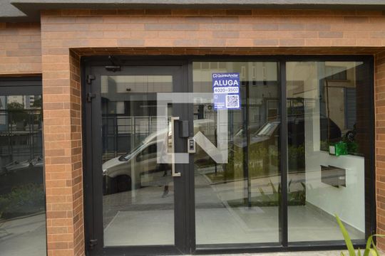Fachada + Plaquinha de apartamento à venda com 3 quartos, 70m² em Vila Firmiano Pinto, São Paulo