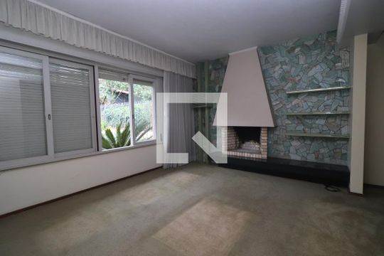 Casa para alugar com 4 quartos, 320m² em Centro, Novo Hamburgo