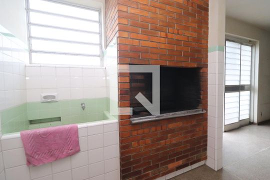 Área comum - Churrasqueira de casa para alugar com 4 quartos, 320m² em Centro, Novo Hamburgo