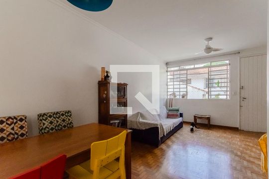 Sala de casa de condomínio à venda com 3 quartos, 100m² em Vila Mariana, São Paulo