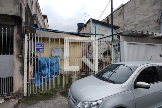 Fachada de casa à venda com 1 quarto, 132m² em Vila Medeiros, São Paulo