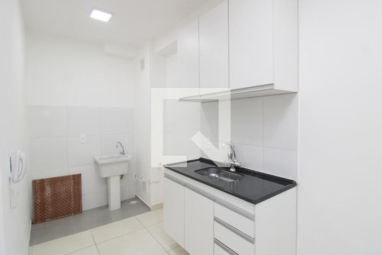 Cozinha de apartamento para alugar com 2 quartos, 36m² em Vila Guilherme, São Paulo