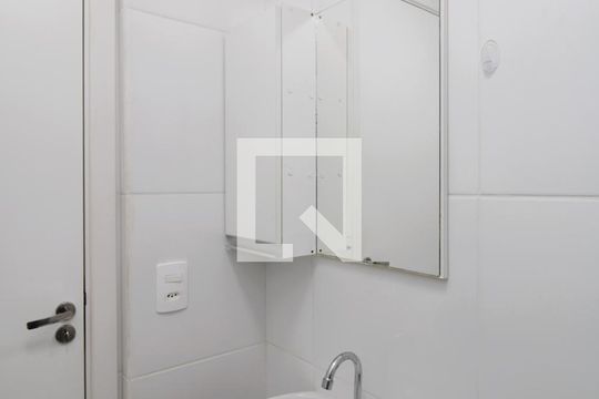 Banheiro de apartamento para alugar com 2 quartos, 36m² em Vila Guilherme, São Paulo