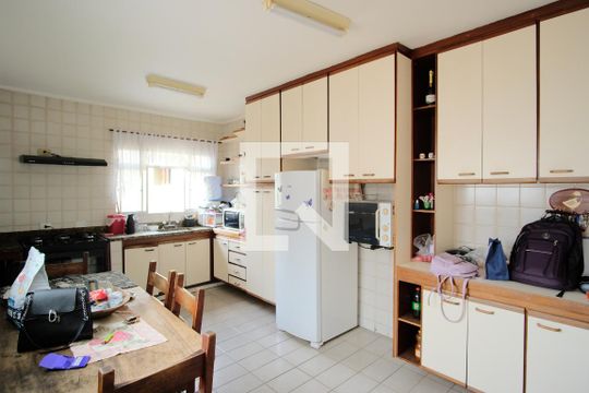 Cozinha de casa à venda com 3 quartos, 300m² em Vila Sao Geraldo, São Paulo