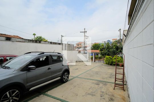 Quintal / Garagem de casa à venda com 3 quartos, 300m² em Vila Sao Geraldo, São Paulo