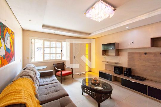 Sala de casa para alugar com 3 quartos, 400m² em Centro, Canoas