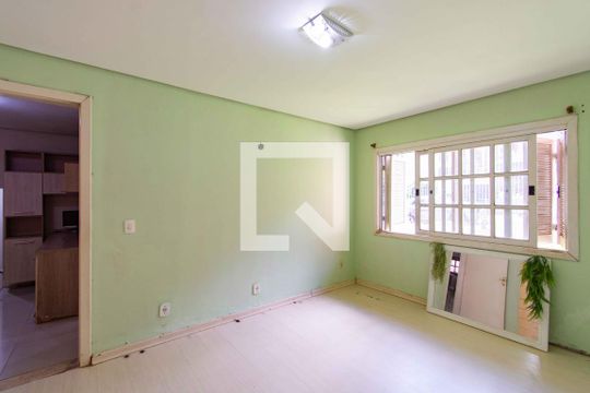 Quarto 1 de casa para alugar com 3 quartos, 400m² em Centro, Canoas