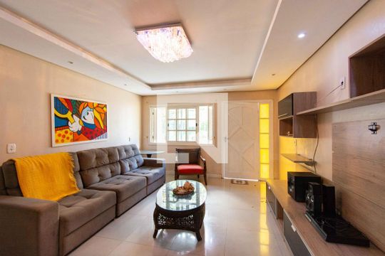 Sala de casa para alugar com 3 quartos, 400m² em Centro, Canoas