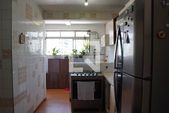 Cozinha de apartamento à venda com 2 quartos, 94m² em Paraíso, São Paulo