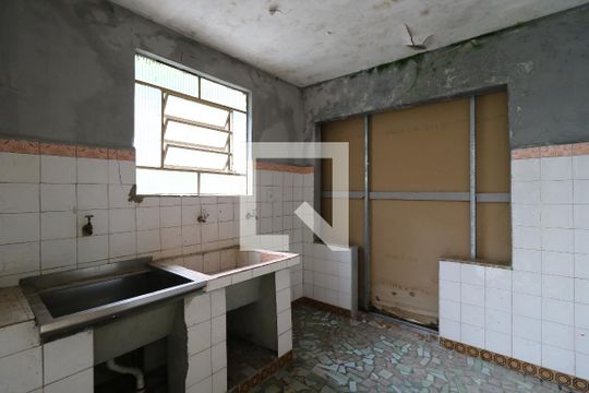 Área de Serviço de casa à venda com 3 quartos, 345m² em Parque João Ramalho, Santo André