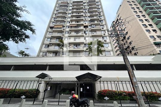 Fachada de apartamento à venda com 2 quartos, 69m² em Méier, Rio de Janeiro