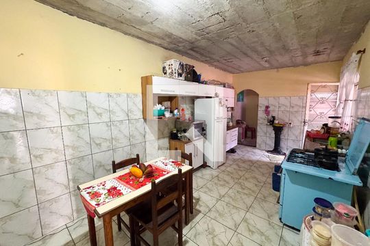 Cozinha de casa à venda com 5 quartos, 360m² em Amazonas, Contagem