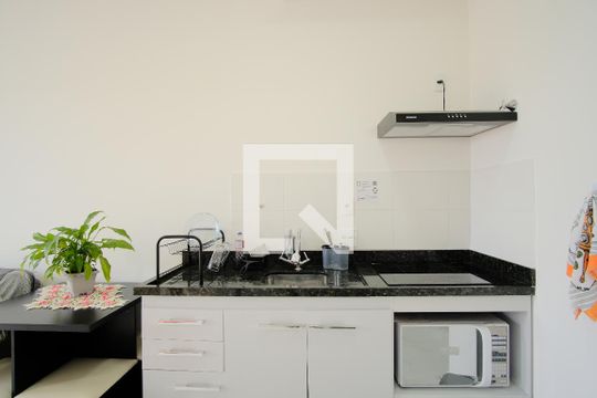 Cozinha de apartamento para alugar com 1 quarto, 32m² em Penha de França, São Paulo