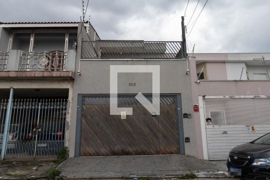 Fachada de casa à venda com 2 quartos, 117m² em Jardim Maringa, São Paulo