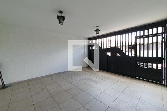 Garagem de casa à venda com 3 quartos, 250m² em Vila Planalto, São Bernardo do Campo