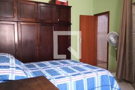 Quarto de casa à venda com 4 quartos, 360m² em Diamante, Belo Horizonte