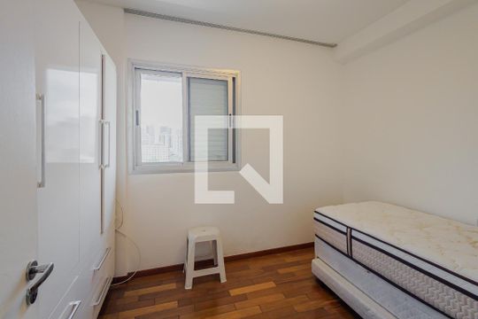 Quarto 1 de apartamento para alugar com 2 quartos, 50m² em Pinheiros, São Paulo