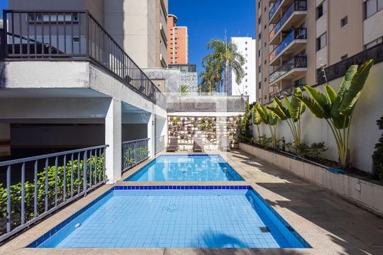 Piscina de apartamento para alugar com 2 quartos, 50m² em Pinheiros, São Paulo