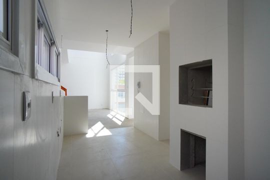 Cozinha de apartamento à venda com 3 quartos, 180m² em Passo D’areia, Porto Alegre