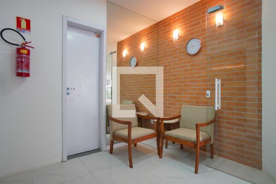 Área comum - Hall de apartamento à venda com 3 quartos, 180m² em Passo D’areia, Porto Alegre