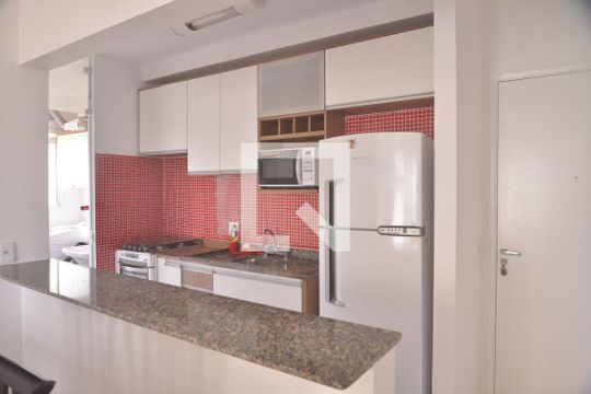 Cozinha de apartamento para alugar com 3 quartos, 65m² em Vila Curuçá, Santo André